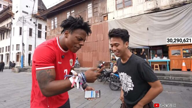 
					Lucunya Tingkah IShowSpeed Saat Live Streaming di Berbagai Lokasi Dunia