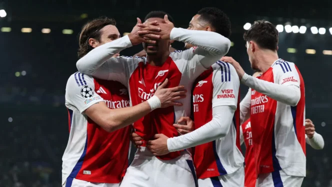 
					Loyo saat Hampir Capai Puncak, Arsenal Lagi-lagi Hampa Gelar