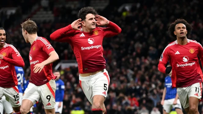 
					Manchester United 3-2 Ipswich Town: Kemenangan Dramatis di Old Trafford