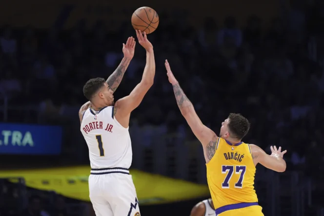 
					Lakers Bungkam Nuggets 120-108, Luka Dončić Dominan dengan 31 Poin!