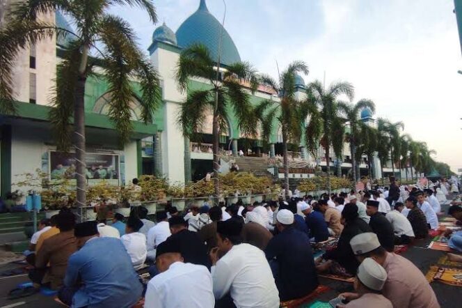 
					30+ Ucapan Lebaran Penuh Makna Selamat Idul Fitri untuk Keluarga, Teman dan Rekan Kerja