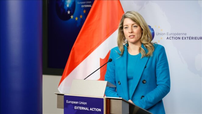
					Mélanie Joly, Menteri Luar Negeri Kanada