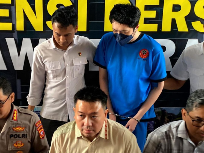 
					Priguna Anugerah Pratama 
