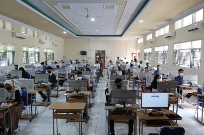 
					Siap Hadapi UTBK? Cek Link Resmi Latihan Soal SNBT 2025 di Sini!