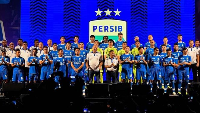 
					Persib Bandung Mantap di Puncak Klasemen Liga 1, Peluang Juara Kian Terbuka