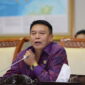Anggota Komisi I DPR Mayjen TNI (purn) TB Hasanuddin berkomentar terhadap polemik mutasi Letjen Kunto.
