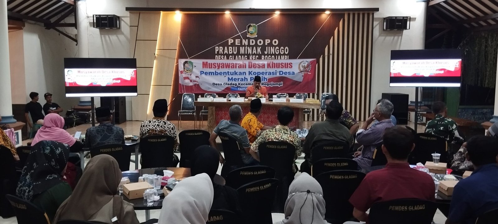 Desa Gladag Gelar Musyawarah Desa Khusus Pembentukan Koperasi Merah Putih