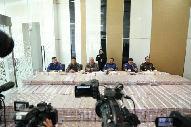 
					Setelah Sita Rp 7 Triliun, TNI Kini Kawal Kejaksaan