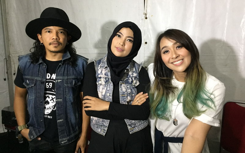 Pengadilan Tinggi Yogyakarta menolak gugatan terhadap Cella terkait nama band KOTAK. Ini menegaskan bahwa nama KOTAK sah milik Cella cs.
