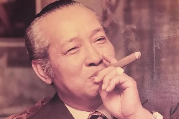 Kemensos bentuk tim ad hoc kaji gelar pahlawan nasional untuk Soeharto dan tokoh lain. Sidang digelar awal Juni.