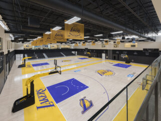 Pusat pelatihan LA Lakers di El Segundo, California.