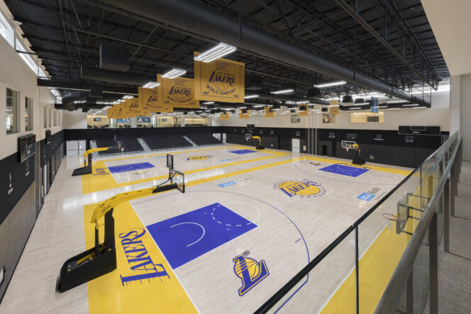 
					Pusat pelatihan LA Lakers di El Segundo, California.