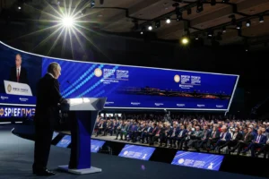 Putin Klaim Ekonomi Rusia Tumbuh, Meski Terancam Resesi