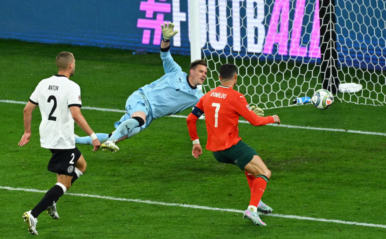 Portugal comeback 2-1 atas Jerman lewat gol Conceicao dan Ronaldo, melaju ke final Nations League untuk kedua kalinya.