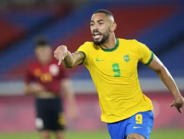 Matheus Cunha, striker asal Brazil, resmi bergabung dengan Manchester United.(foto: AP/Andre Penner)