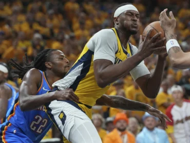 Game 4 Final NBA 2025, antara Indiana Pacers dan Oklahoma City Thunder yang berlangsung di Gainbridge Fieldhouse, Indiana. Sabtu, 14 Juni 2025. (foto: AP/Michael Conroy)