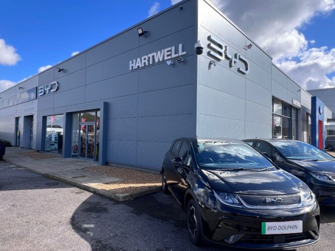 
					Diler BYD di Bedfordshire, di London Utara.