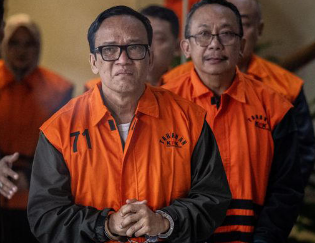 Presiden Prabowo Subianto pecat Wamenaker Immanuel Ebenezer setelah KPK menetapkannya tersangka kasus pemerasan sertifikat K3.
