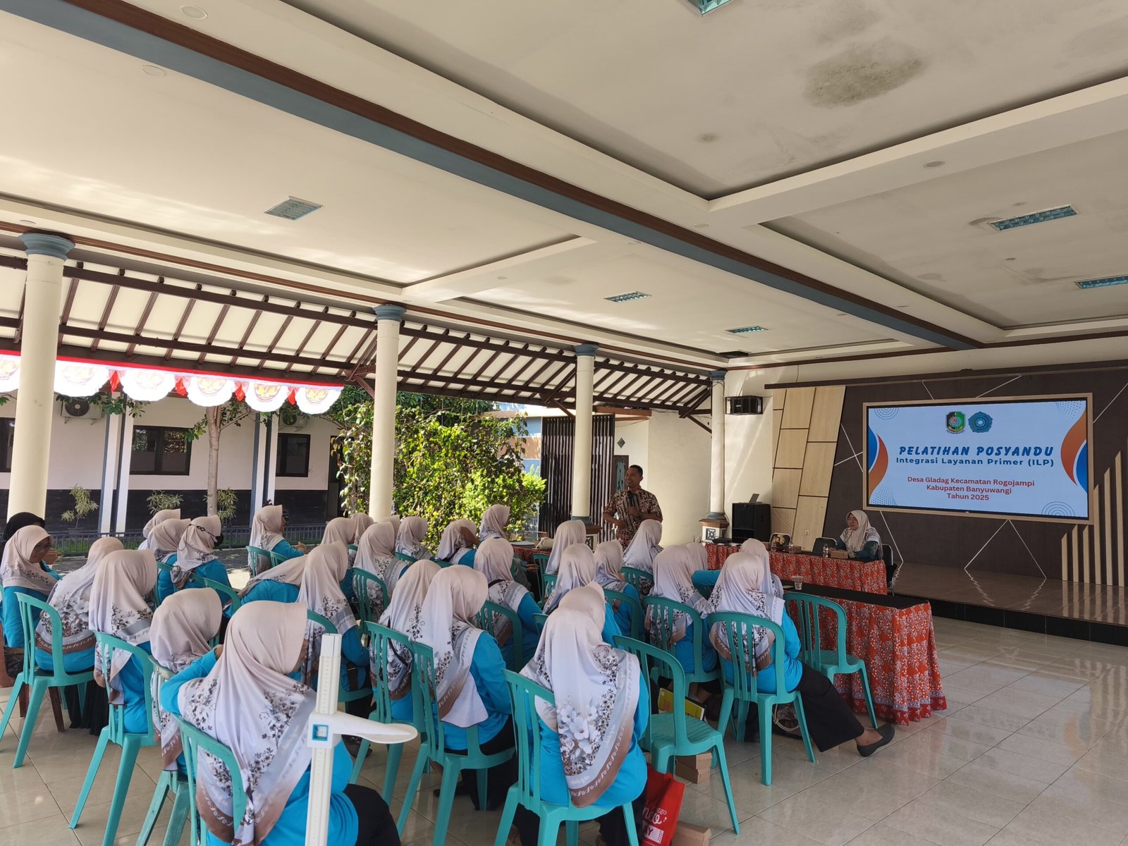 Tingkatkan Kualitas Kader, TP PKK Desa Gladag Gelar Pelatihan Posyandu Integrasi Layanan Primer