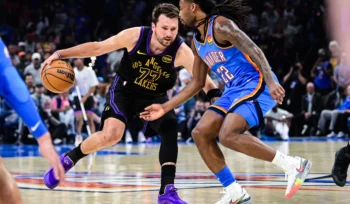 LeBron James akan memimpin Lakers tanpa Luka Doncic dan Austin Reaves yang cedera di playoff NBA melawan Houston Rockets