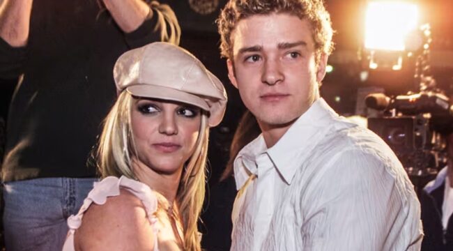 Britney Spears saat masih bersama dengan Justin Timberlake pada tahun 2002.