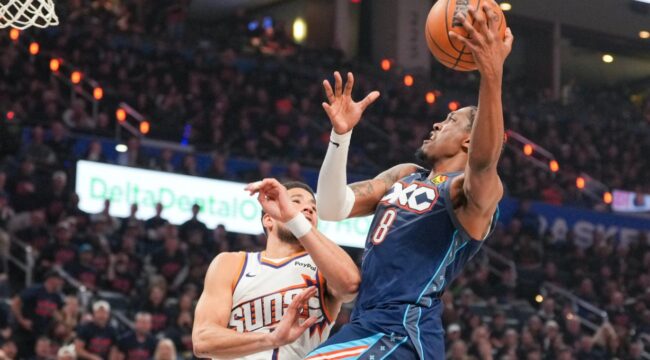 Jalen Williams saat bermain melawan Poenix Suns. (foto: Kyle Phillips AP)