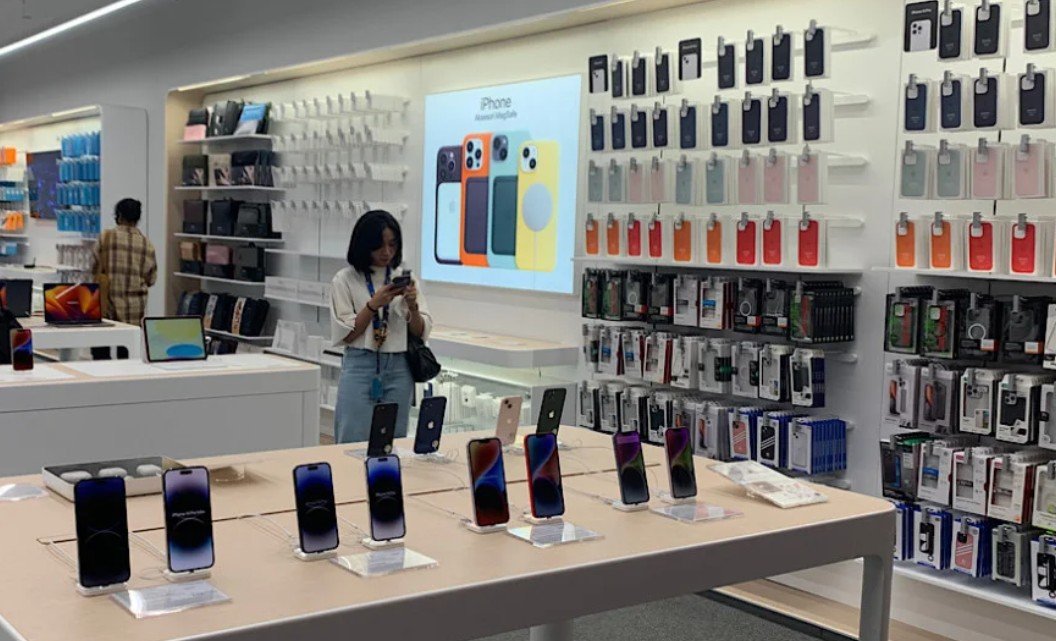 Apple diperintahkan membayar US$5,7 miliar dalam sengketa paten teknologi haptic dengan Taction Technology.