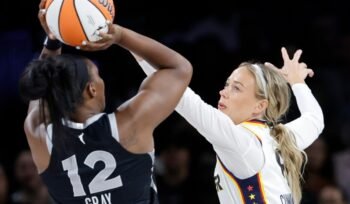 Las Vegas Aces vs Indiana Fever pada game 1 playoff WNBA 2026