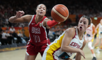 Amerika Serikat mengalahkan Spanyol 76-66 dan melaju ke final Piala Dunia Basket Putri 2026.