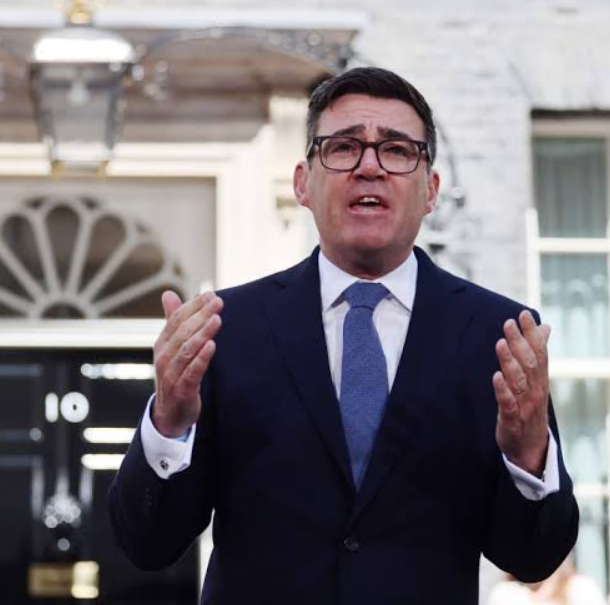 Perdana Menteri Inggris, Andy Burnham.