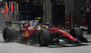 Lewis Hamilton bersama Ferrari setelah finis keenam di F1 GP Singapura 2026