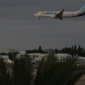 Kopilot di duga tusuk kapten Pesawat FlyDubai yang terbang dari Dubai menuju Tel Aviv, Israel