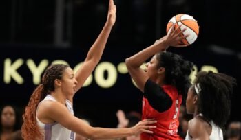 Angel Reese tampil bersama Atlanta Dream saat menghadapi Golden State dalam game 6 pertandingan Final WNBA.